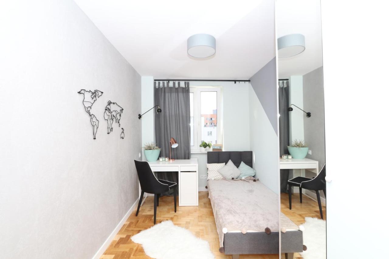 Romaszewskiego Zoliborz Bedroom Pokoj Metro 바르샤바 외부 사진