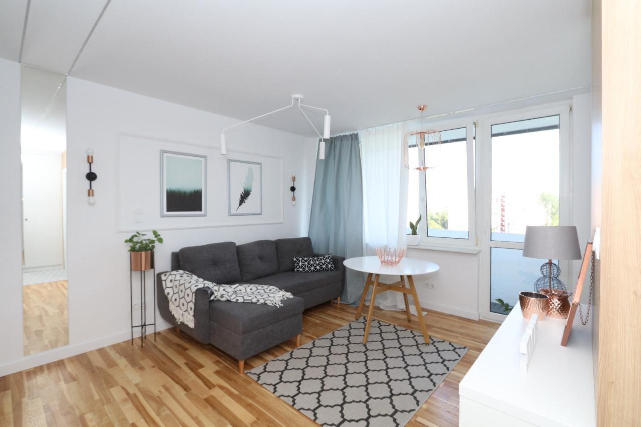 Romaszewskiego Zoliborz Bedroom Pokoj Metro 바르샤바 외부 사진