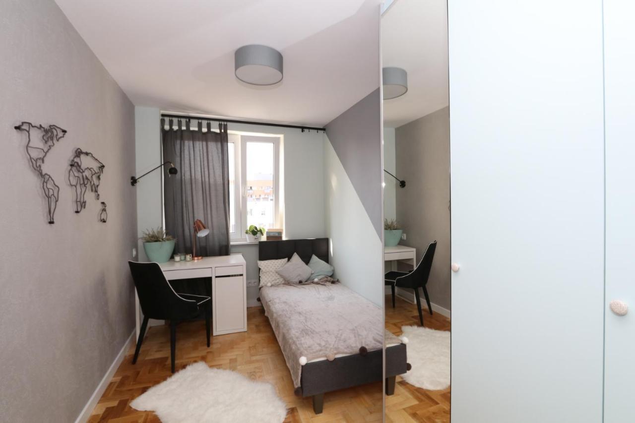 Romaszewskiego Zoliborz Bedroom Pokoj Metro 바르샤바 외부 사진